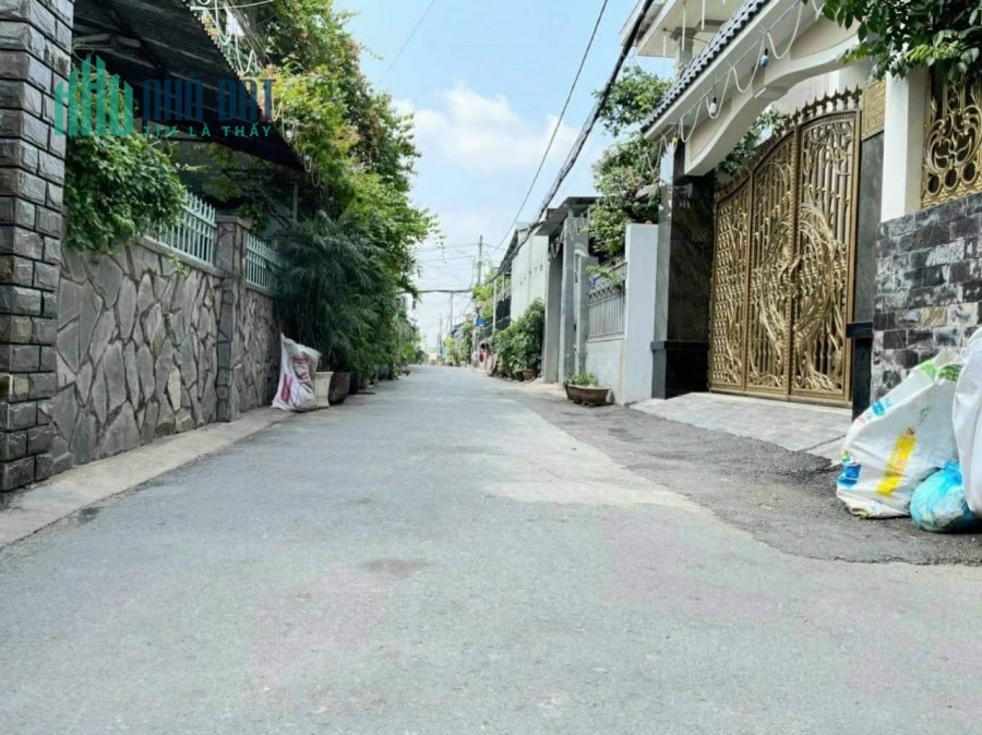 Bán nhà mặt tiền hẻm xe hơi 4m 4,5.13 giá 3.8ty