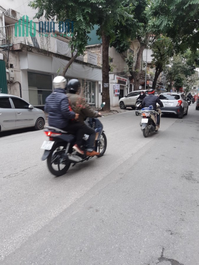Chính chủ bán gấp Đất Mặt phố Lê Quý Đôn giá 145 tỷ, 400m2, MT 15m.