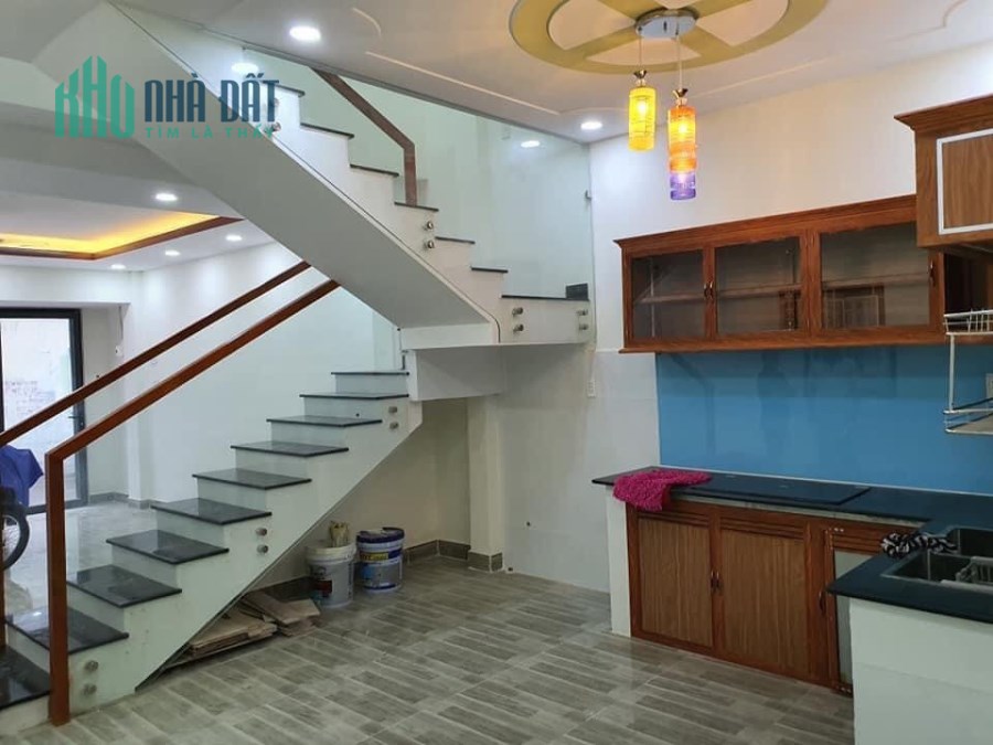 LÊ VĂN THỌ,P.8, GÒ VẤP, Ô TÔ ĐỖ CỬA 70M2 4 TẦNG  5.TỶ.