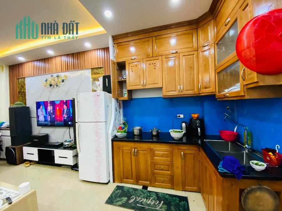 Bán nhà Khương Trung 42m2 5 tầng giá 5 tỷ LH em Vân 0384365907