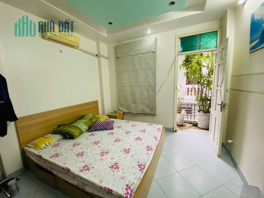Chính chủ Bán nhà phường Vĩnh Hưng  , ô tô, 52M x 5T, 3,69 tỷ. LH 0975149605