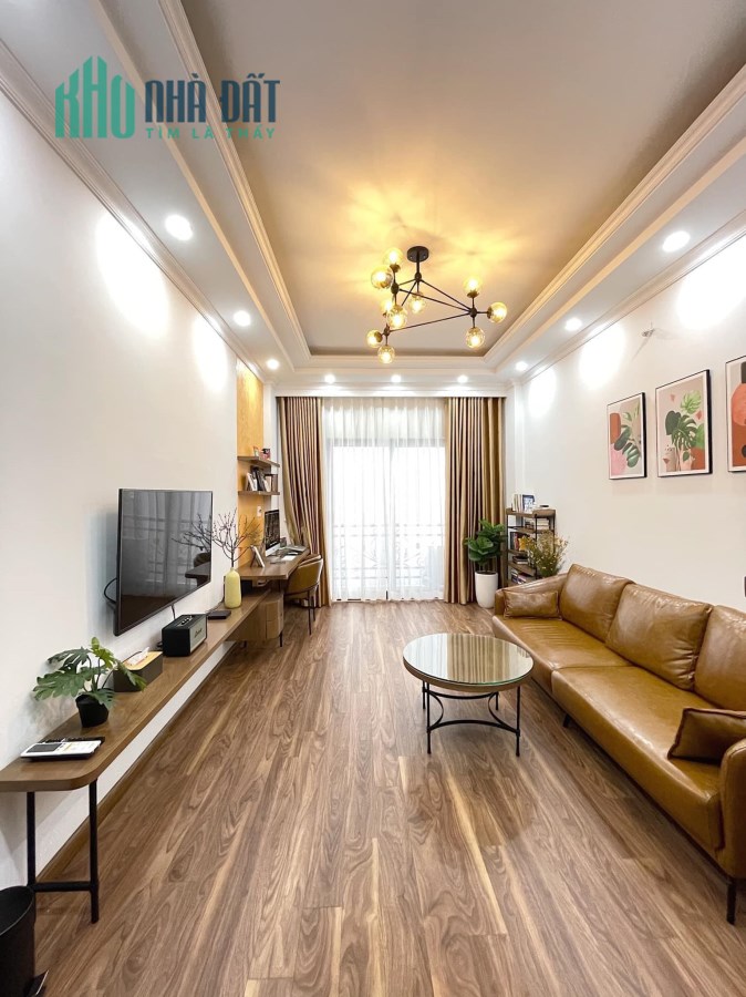 BÁN NHÀ PHỐ QUAN HOA- NHÀ 50M2x6T, MẶT TIỀN 4,1M-CÁCH PHỐ 30M- GIÁ 5,5 TỶ