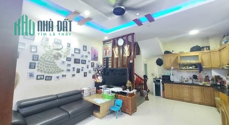 MỘT NHÀ RA PHỐ XUÂN ĐỈNH, 35Mx5T Mt 5M 4.04 Tỷ 0963922303 BẮC TỪ LIÊM, NỞ HẬU.