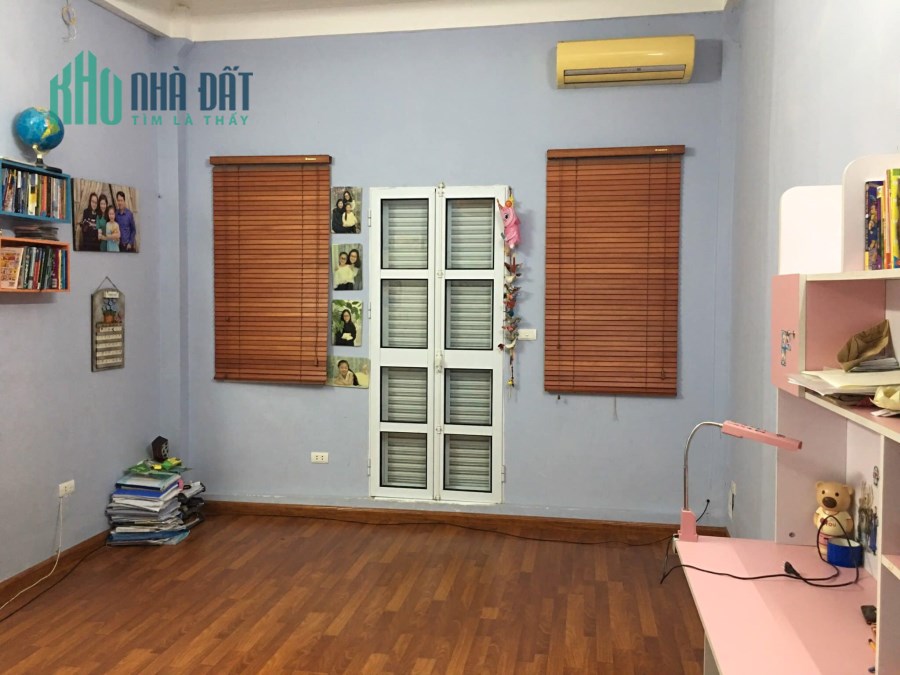 Bán nhà Thái Hà, 5.6 tỷ, trung tâm Đống Đa, 5 tầng x25m2, ô tô đỗ cửa, an sinh đỉnh