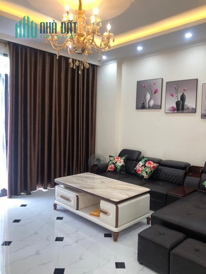 Nhà đẹp Kim Hoa gần 60m mt 5.5m 5 tầng mới đẹp ở ngay 5 tỷ hơn