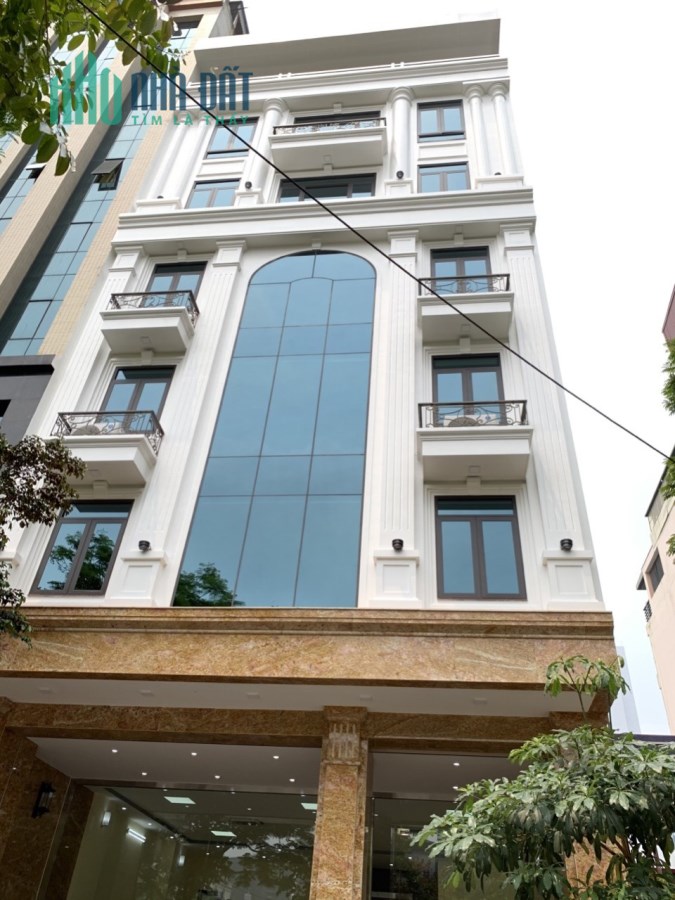 Bán tòa nhà Văn Phòng 8 tầng mặt phố Quang Trung -. Giá 48 tỷ