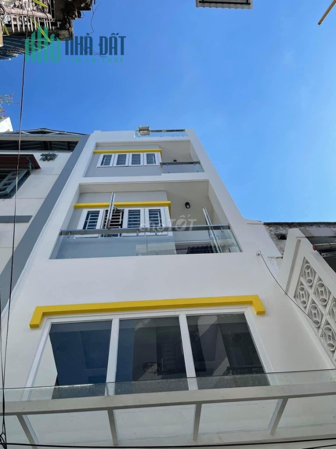 CỰC HIẾM - 3 Tầng BTCT, MỚI KENG, hẻm thông, tương lai ra MẶT TIỀN Quang Trung - Giá nhỉnh 3 tỷ.
