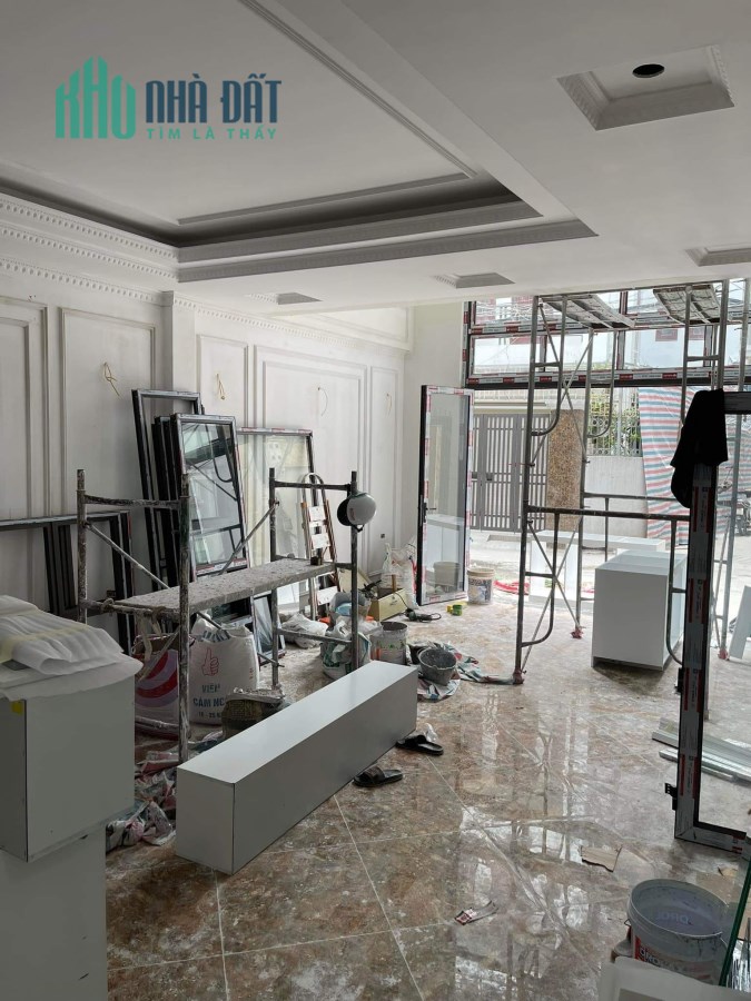 BÁN NHÀ NGỌC LÂM, LONG BIÊN 62m2x6, MT 7,3m, Giá 12.95 tỷ, KINH DOANH, OTO VÀO NHÀ