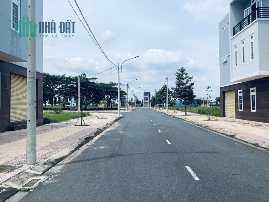 BÁN 3 LÔ ĐẤT KDC D2D ĐƯỜNG 769 LỘC AN, SÁT SÂN BAY LONG THÀNH, SHR