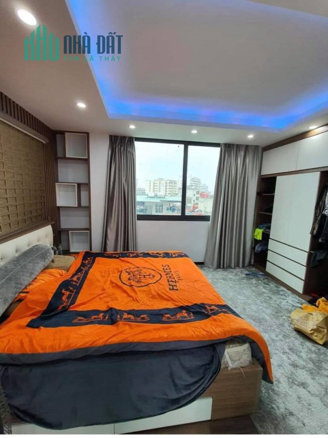 Phố Vũ Tông Phan 2.25 tỷ có ngay nhà 4 tầng 35m vuông, nhà xây BT