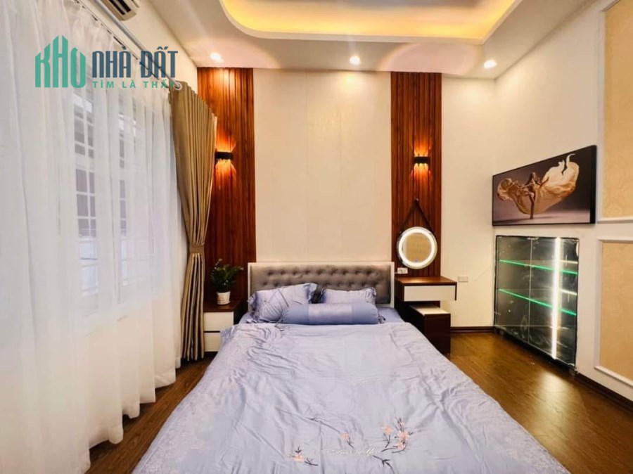 Bán nhà phố Thái Hà, Đống Đa, 35m 4tầng Full nội thất. Giá 5.4 tỷ