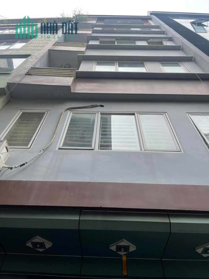 Bán nhà mặt tiền lớn phố Thái Hà, Đống Đa 61m2 6 tầng MT 5.7m 18.7 tỷ