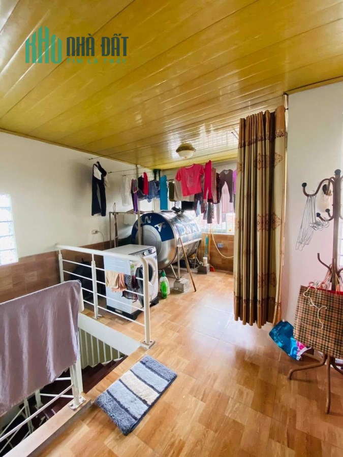 Bán nhà Vũ Tông Phan 40m2 5 tầng giá 4.5 tỷ LH em Vân 0384365907