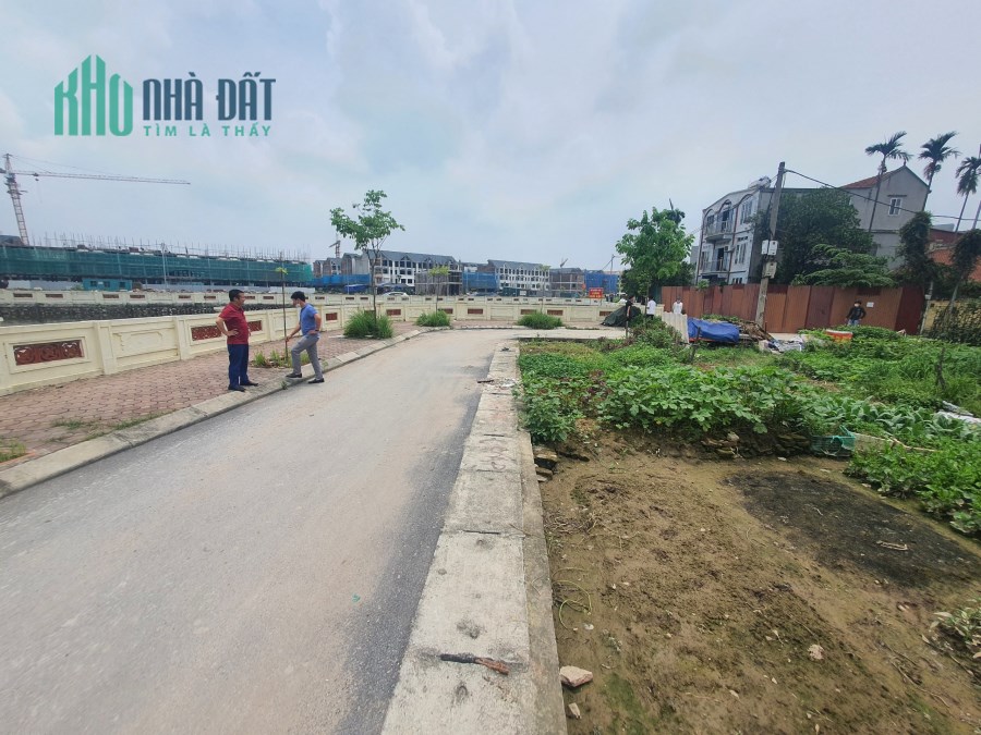 BÁN ĐẤT THỔ CƯ LAI XÁ-KIM CHUNG-HOÀI ĐỨC,VIEW HỒ,DIỆN TÍCH 170M2,TIỆN XÂY BIỆT THỰ