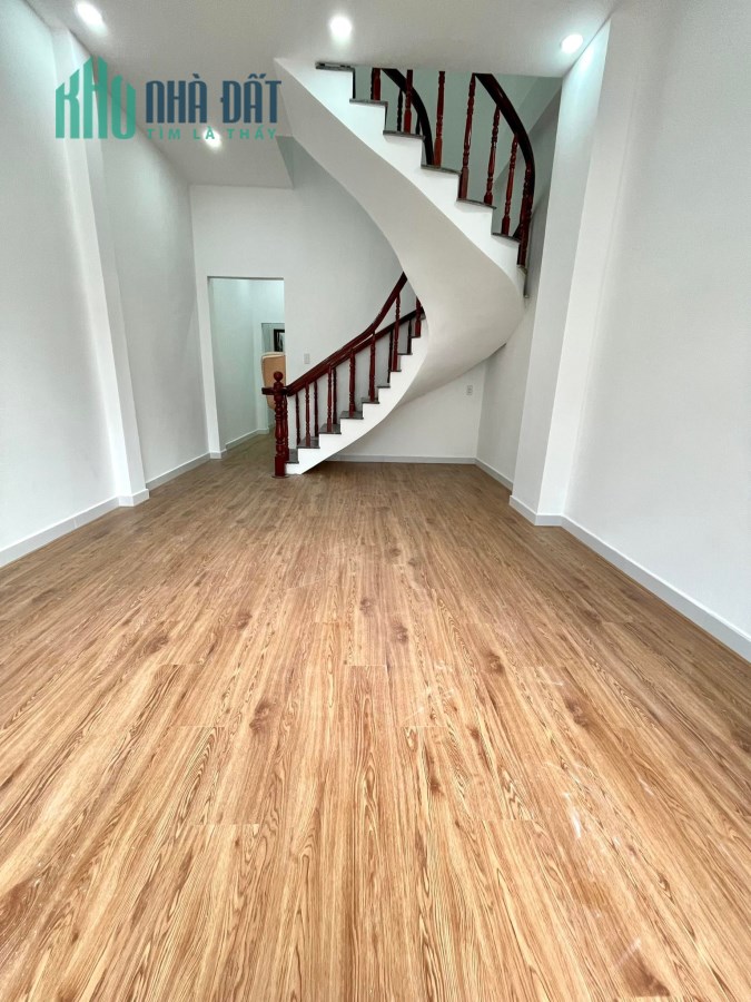 Bán nhà sát Mặt tiền, Hẽm xe hơi Nguyễn Văn Khối, P8, Gò Vấp, 3 tầng, 4PN, 68m2, 6.75 tỷ