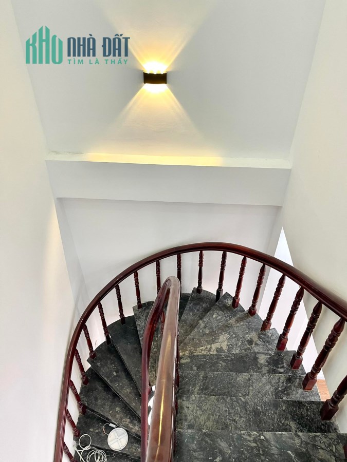 Bán nhà sát Mặt tiền, Hẽm xe hơi Nguyễn Văn Khối, P8, Gò Vấp, 3 tầng, 4PN, 68m2, 6.75 tỷ
