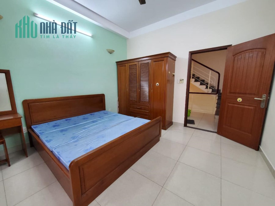 Bán nhà đường Vườn Lài Tân Phú, Hxh 4 tầng 40m2, 5.3tỷ, 0907824465
