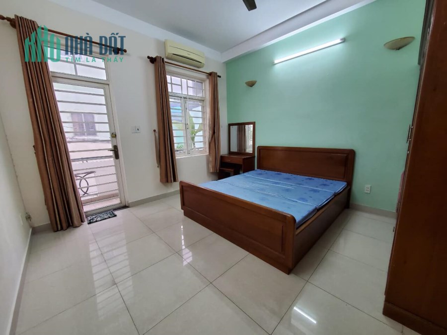 Bán nhà đường Vườn Lài Tân Phú, Hxh 4 tầng 40m2, 5.3tỷ, 0907824465