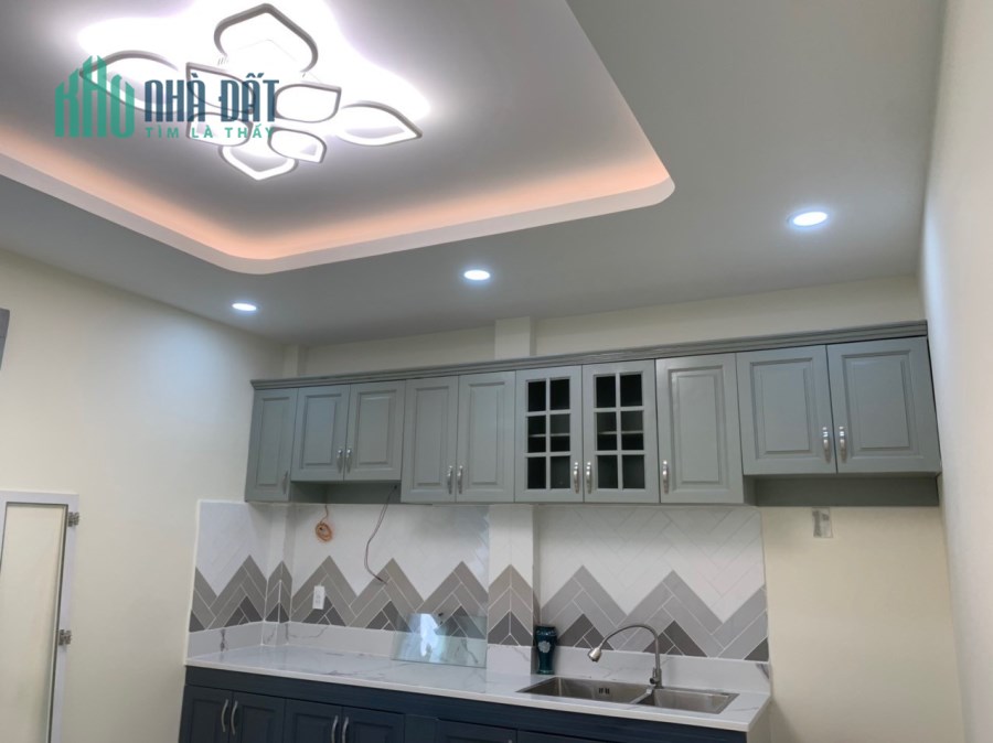 Hiếm, bán nhà Quận 10, 40m2, Nở hậu - Ngang 4m, nhà mới đẹp chỉ 4 tỷ