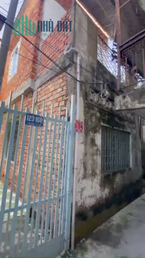 Cần bán Nhà nát 80m2 tiện xây mới sửa chữa Sau lưng bệnh viện Ung Bướu Cần Thơ