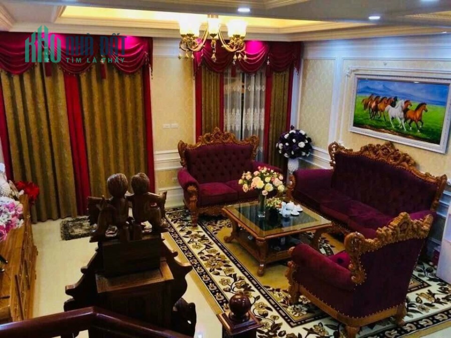 Bán nhanh nhà phân lô đấu giá phố Việt Hưng diện tích 100m, mặt tiền 6m