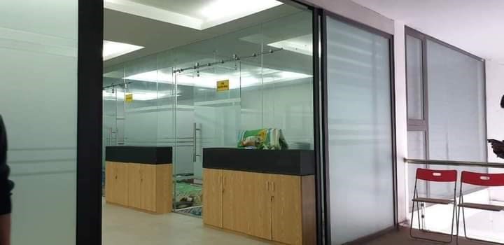 CẦN BÁN GẤP TÒA NHÀ PHÚ DIỄN, BẮC TỪ LIÊM, 40.9 TỶ, 180m2*6*10 thông sàn , thang máy 0845790555