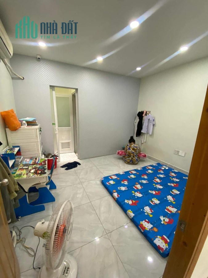 NHÀ MỚI XÂY 4 TẦNG HẺM XE HƠI NGUYỄN THỊ THẬP QUẬN 7 GIÁ 9.4 TỶ