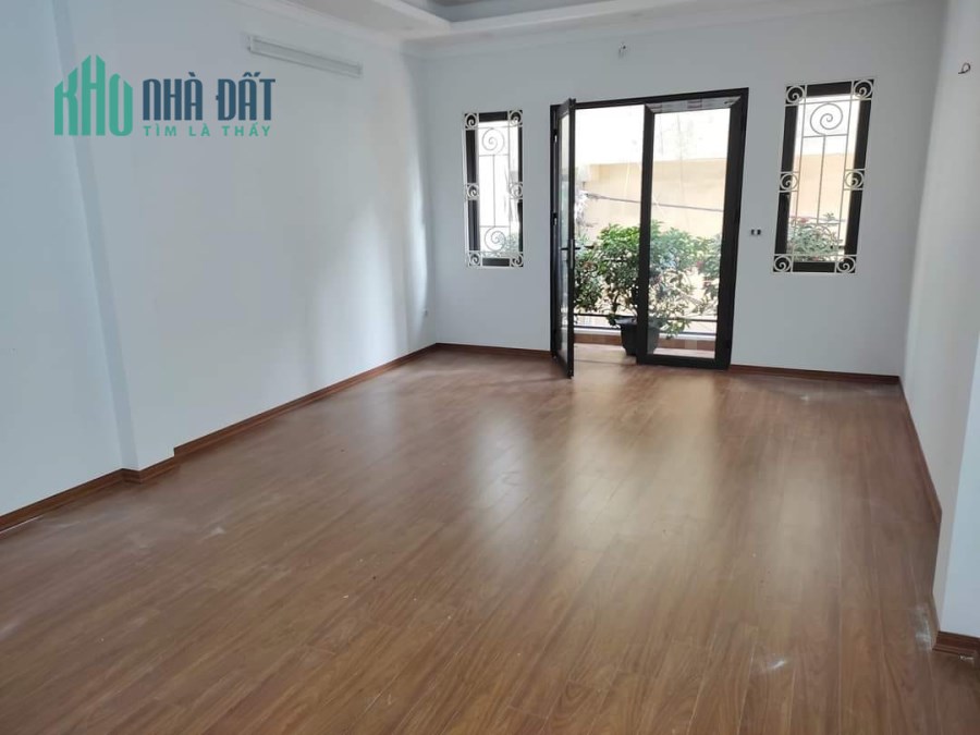 BÁN NHÀ HOÀI ĐỨC, CHỦ TẶNG TOÀN BỘ NỘI THẤT TOÀN GỖ ĐẸP TUYỆT VƠI. 42m2, 2,8 TỶ.