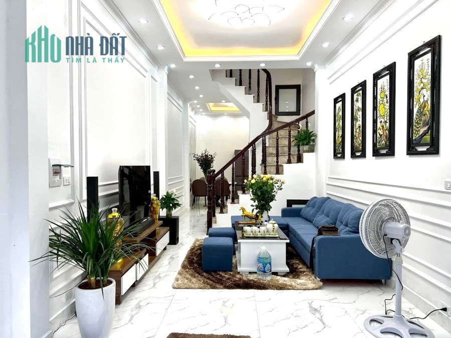 BÁN NHÀ MẶT NGÕ ĐƯỜNG TRƯỜNG CHINH – 43m2 5.5 Tầng – Chỉ 4.7 tỷ