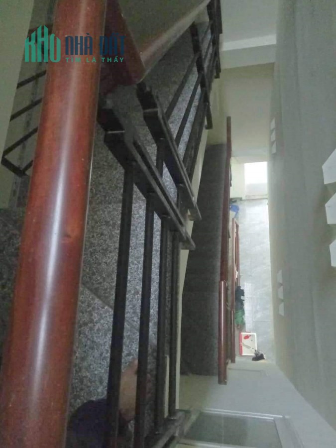 bán gấp nhà mặt tiền Bà Lê Chân, Tân Định, Quận 1, 69m, 5 tầng giá chỉ 17,2 tỷ.