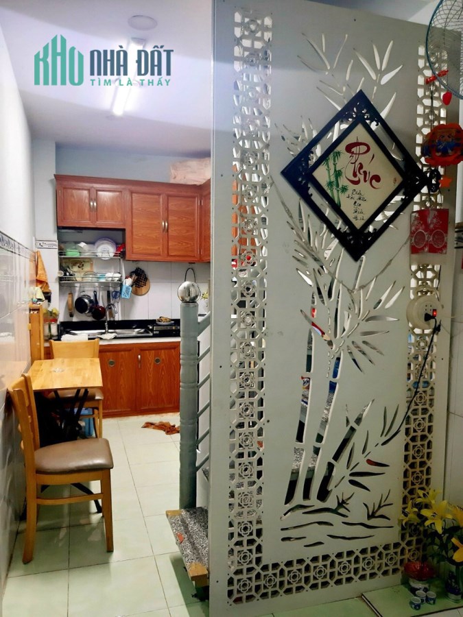 Chính chủ cần bán Bán nhà 1 trệt 1 lầu Sổ hồng Đường Âu Cơ, Q.Tân Phú