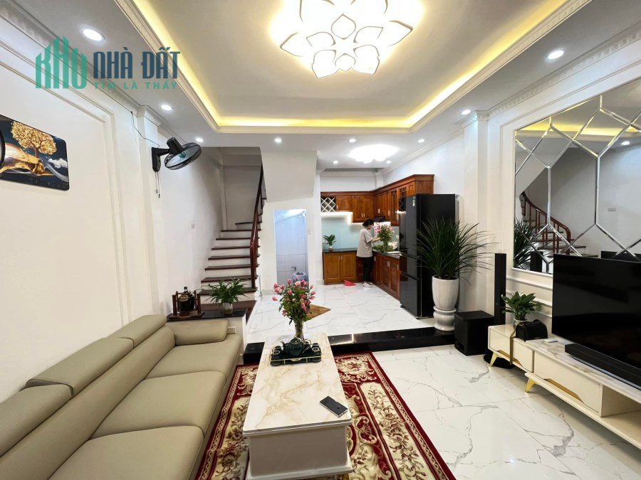 BÁN NHÀ NGÕ 529 ĐƯỜNG TRƯỜNG CHINH – 42m2 6 Tầng – Chỉ 4.68 tỷ