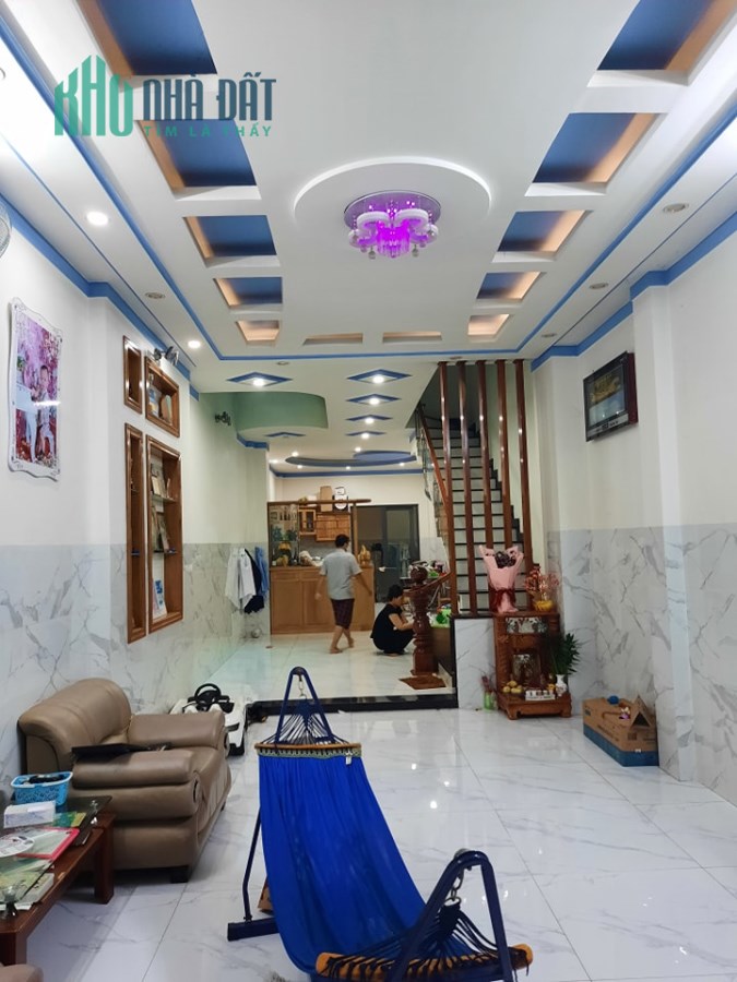 Bán nhà Mặt tiền Lê Thị Riêng, Thới An, Quận 12, 4 tầng , 107 m2 , giá 9.7 tỷ