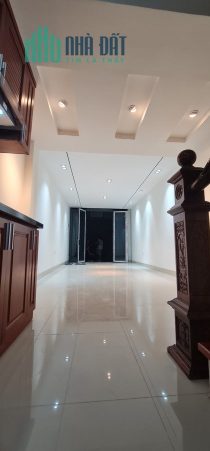 Bán nhà riêng tại Thái Hà , 33m2 , 4 tầng . NHÀ ĐẸP MỚI Ở NGAY TRUNG TÂM QUẬN ĐỐNG ĐA Ô TÔ TRÁNH