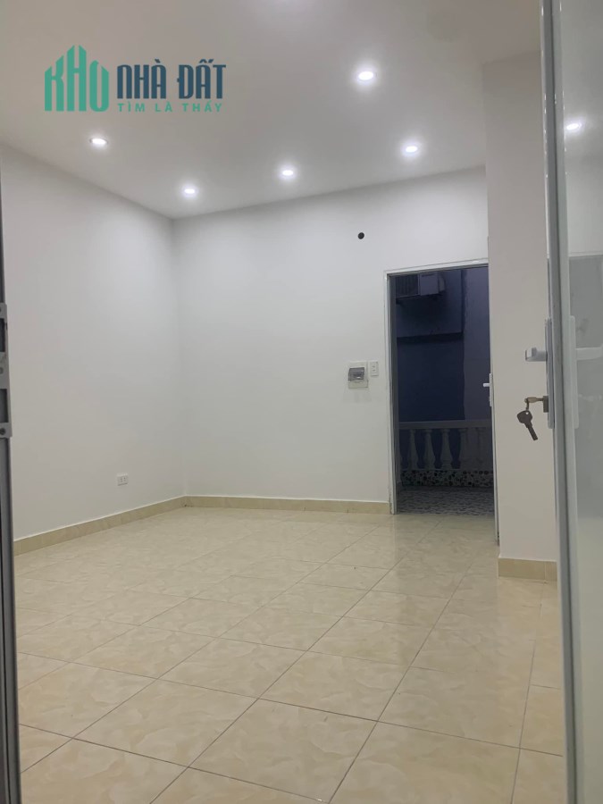 BÁN NHÀ VĂN HƯƠNG, ĐỐNG ĐA 35M2x 4TẦNG NGÕ RỘNG, GẦN PHỐ- GIÁ 3,3 TỶ