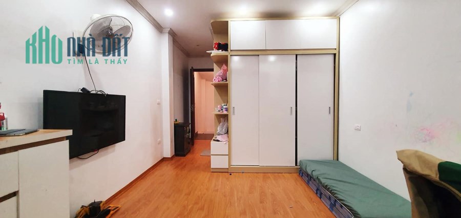 Gấp Gấp!!! Bán nhà ở Tam Trinh Kinh Doanh đa dạng, Ngõ thông 7 chỗ đỗ cửa, Chỉ 4.2 tỷ