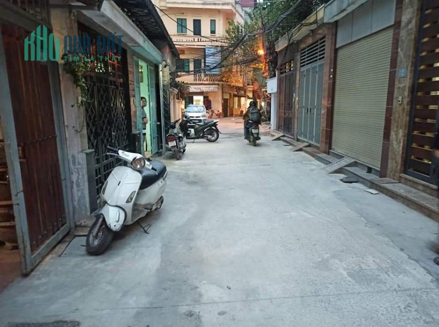 Nhà đẹp trung tâm quận 35m2, 5tầng, 5.5 tỷ.