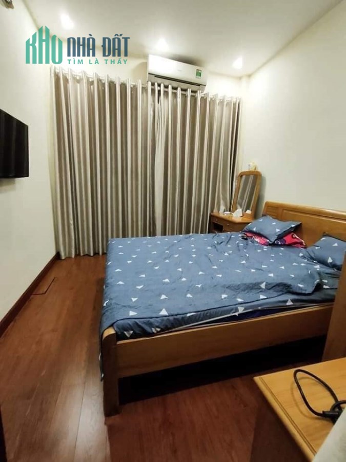 Bán nhà Minh Khai 30m2. 3tỷ.
