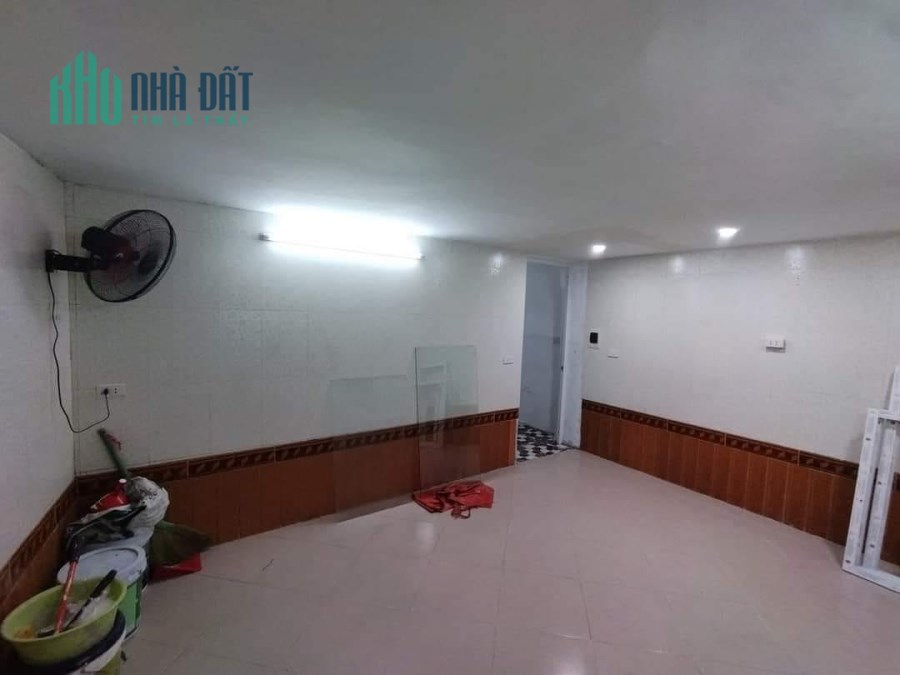Bán nhà Xã Đàn gần hồ Ba mẫu.  35m2, 2,5tỷ.