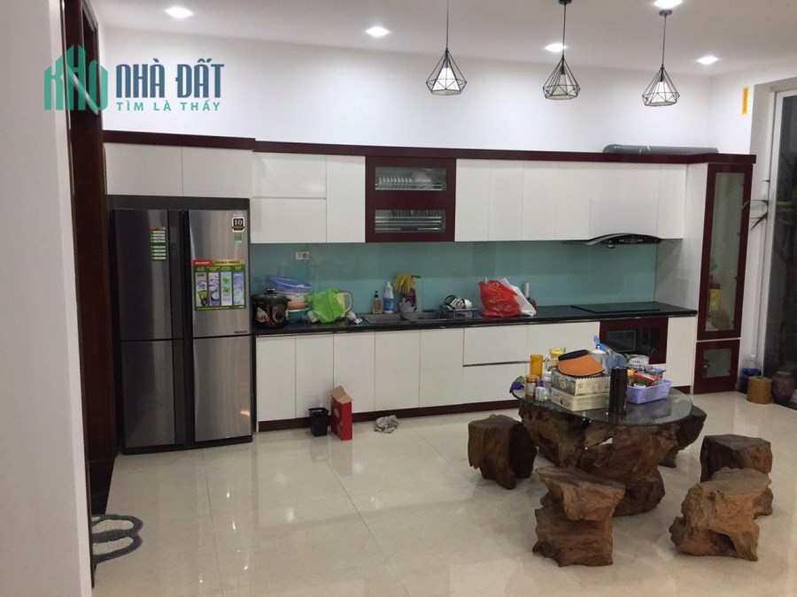 Cho thuê nhà biệt thự có sân vườn phường Liên bảo  23Tr/tháng. Liên hệ: 0986.454.393-0986.797.222