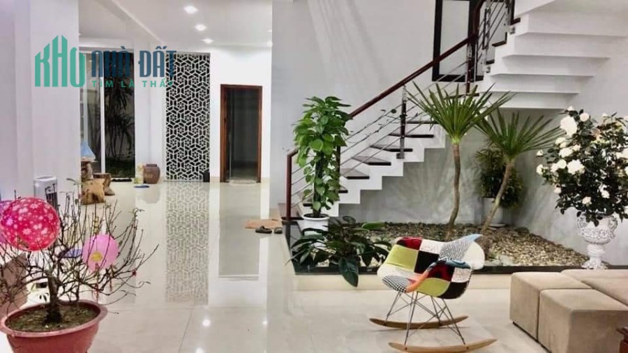 Cho thuê nhà biệt thự có sân vườn phường Liên bảo  23Tr/tháng. Liên hệ: 0986.454.393-0986.797.222