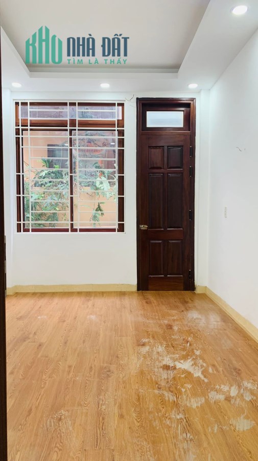 Bán nhà Đống Đa, Chùa Láng, 43m2 x6Tầng, Ô tô10m, kinh doanh, 2 mặt thoáng, giá 5.5 tỷ