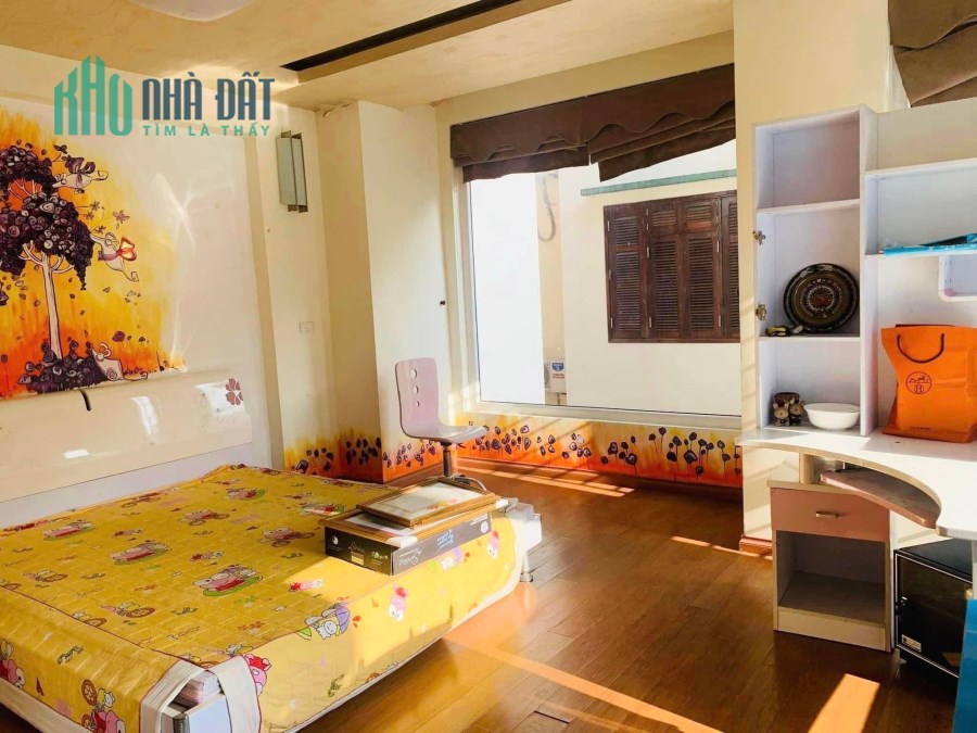 Cần bán gấp nhà ngõ 69B Hoàng Văn Thái giá 9.2 tỷ, 65mx4T, Oto đỗ cửa