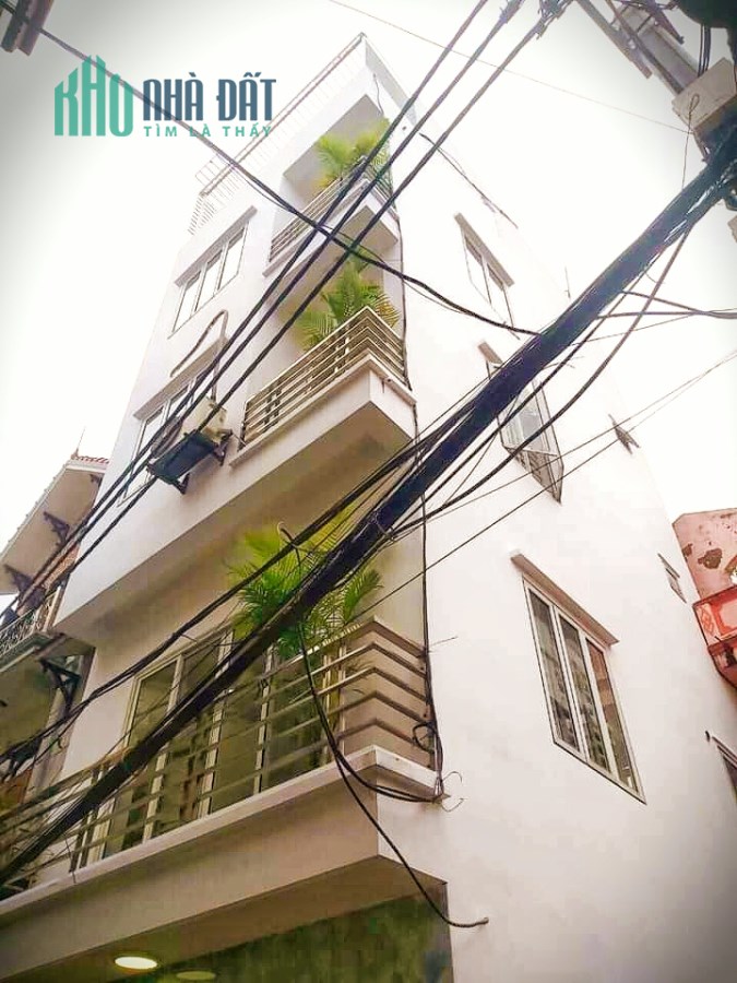 Nguyễn Văn Linh, Long Biên. 40m2*5*4,5m mt ô tô tải, 3 thoáng vĩnh viễn, KD, ngõ thông tứ tung