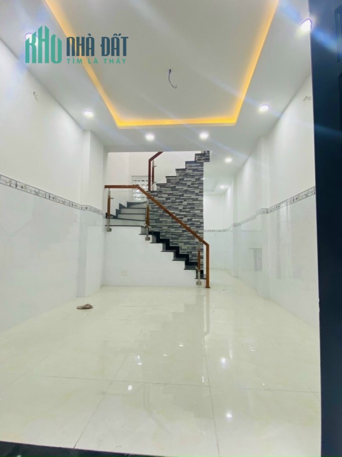 Bán Nhà Lạc Long Quân Tân Bình 37m2 Giá 3ty950