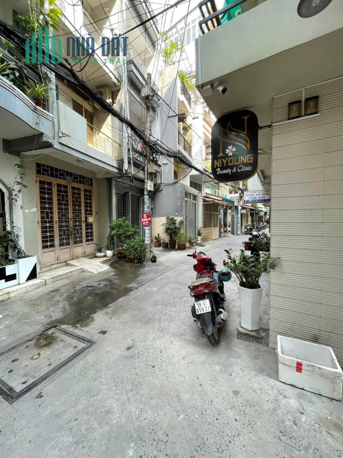 BÁN NHÀ QUẬN 3, LÊ VĂN SỸ,  HẺM XE HƠI,  11.5 TỶ