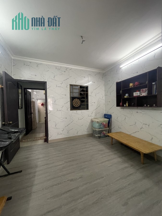 Bán Nhà Hẻm Âu Cơ Tân Phú 4 Tầng lầu 40m2 Giá 4tỷ5