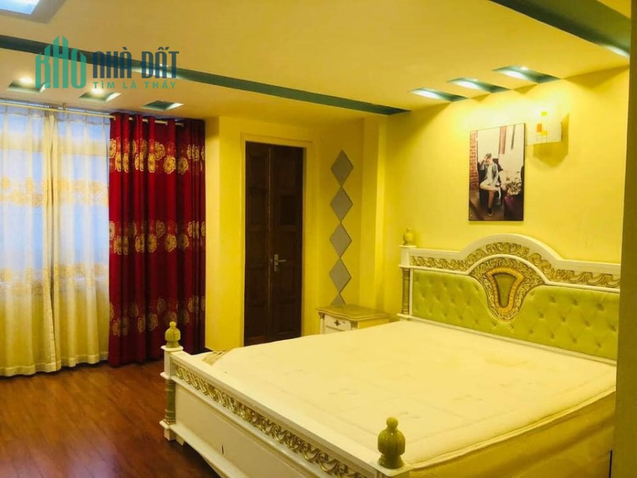 Cần bán gấp nhà ngõ 89 Thái Hà giá 7 tỷ, dt  43mx4T, ngõ gần, SĐCC