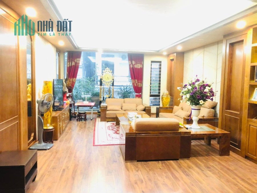 Bán gấp nhà ngõ 166 Kim Mã giá 7.5 tỷ, 90mx5T, SĐCC, MT 5m.