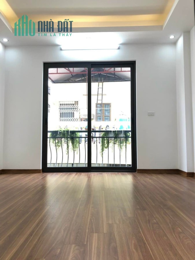 Bán nhà Mặt ngõ Vương Thừa Vũ giá 5.5 tỷ, dt 42mx5T, Mới Đẹp